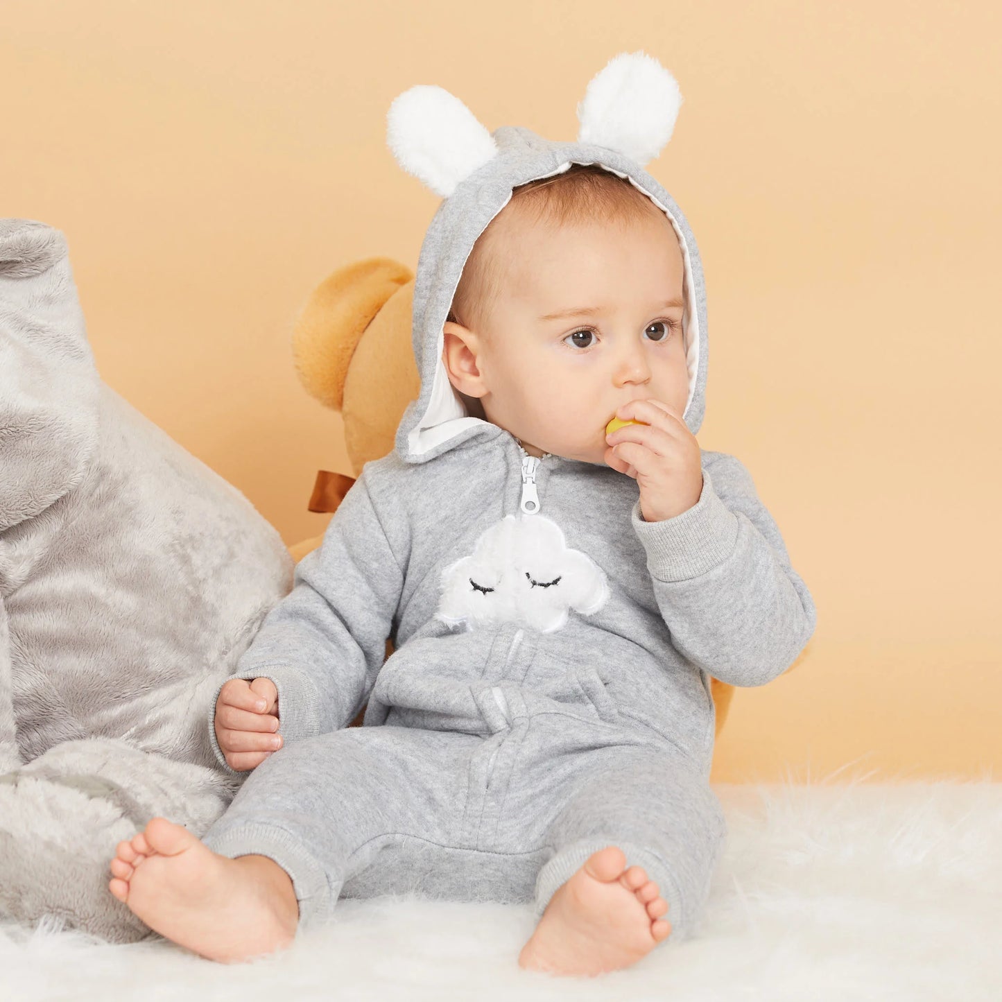 Grenouillère à capuche pour bébé