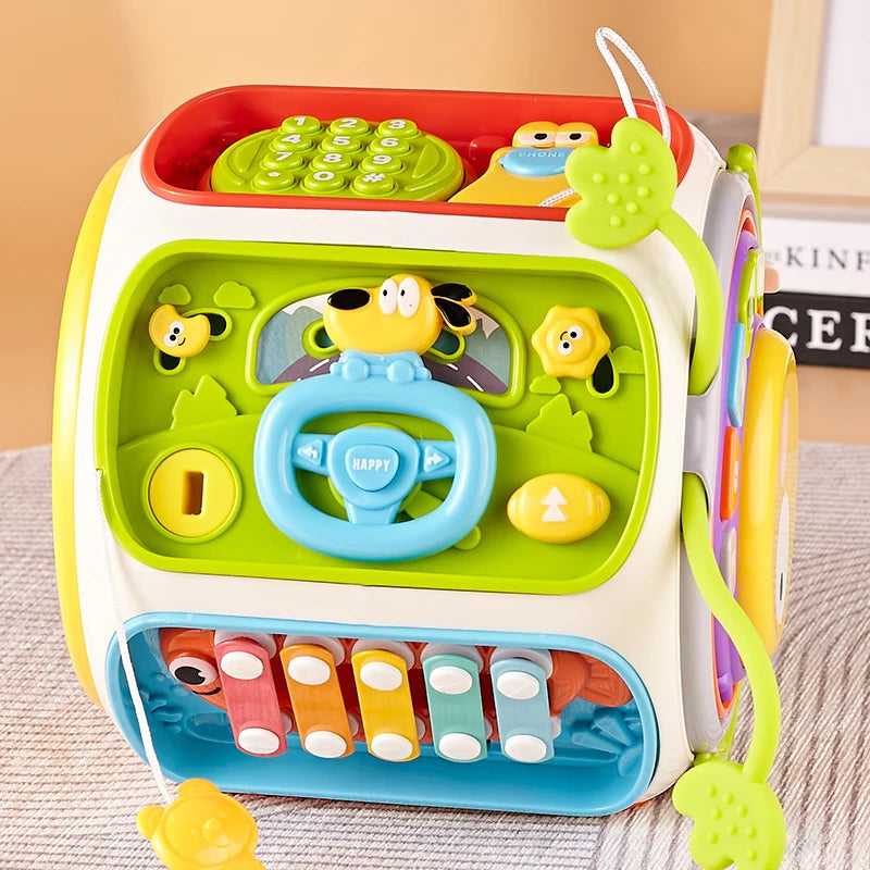 Cube d’activité pour bébé