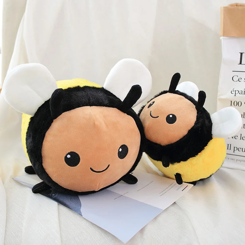 Peluche en forme d’abeille pour enfant