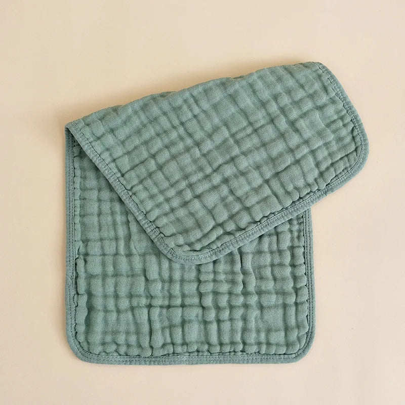 Bavoir bio pour rôt de bébé