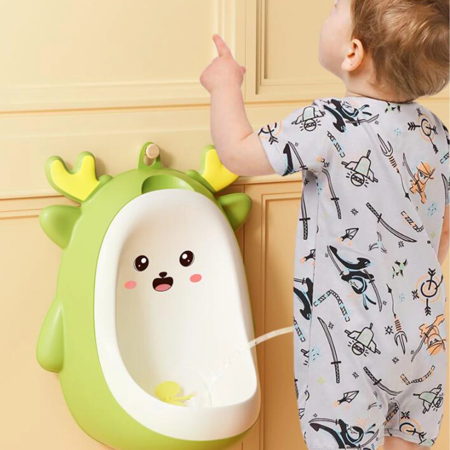 Urinoir mural en plastique pour bébé