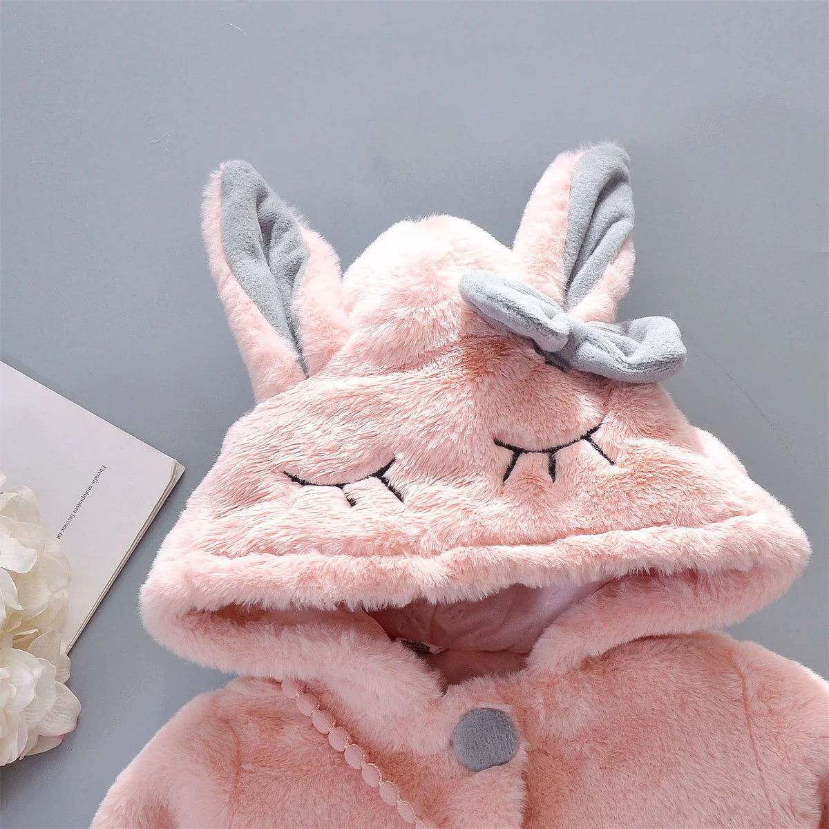Manteau en peluche avec oreilles de lapin pour bébés