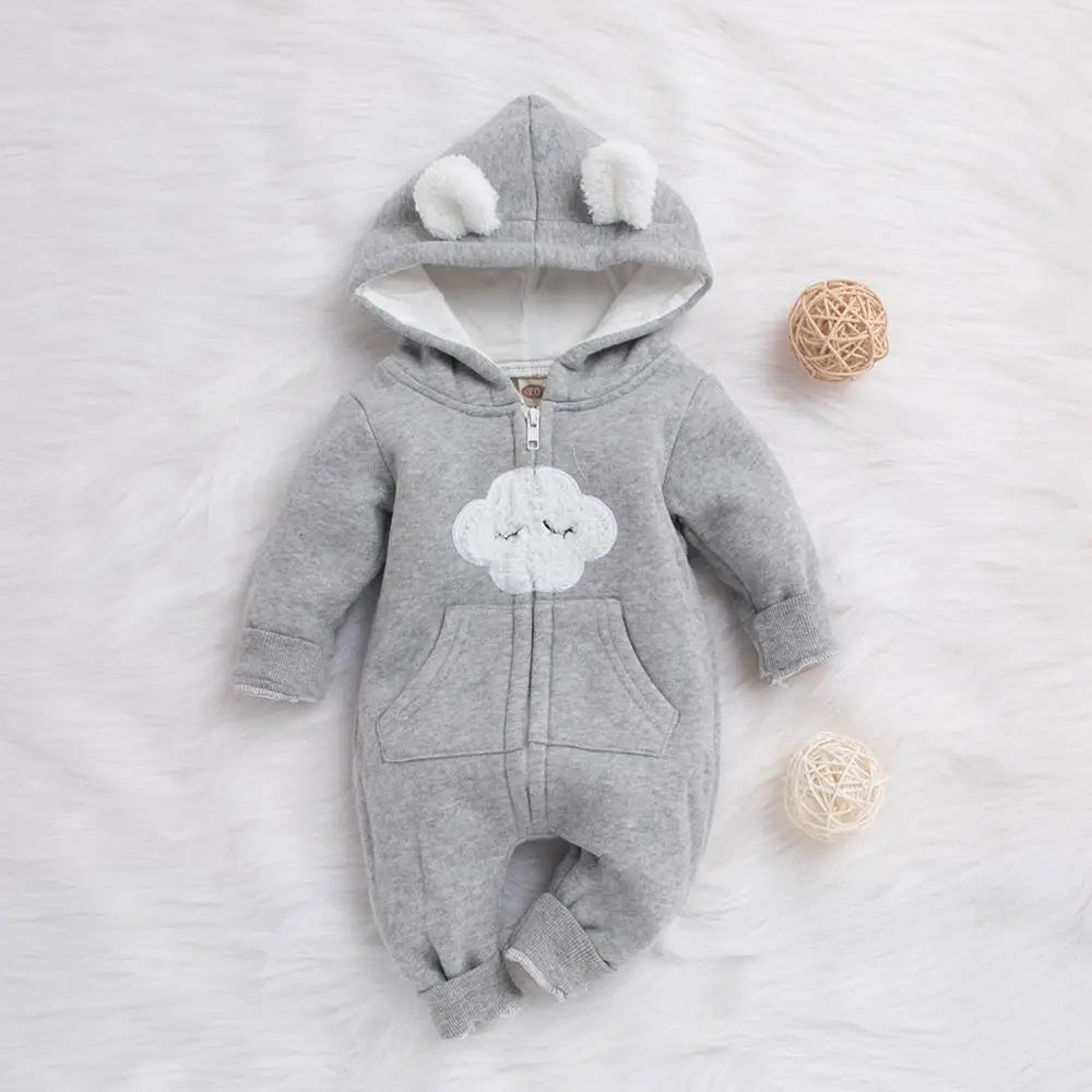 Grenouillère à capuche pour bébé