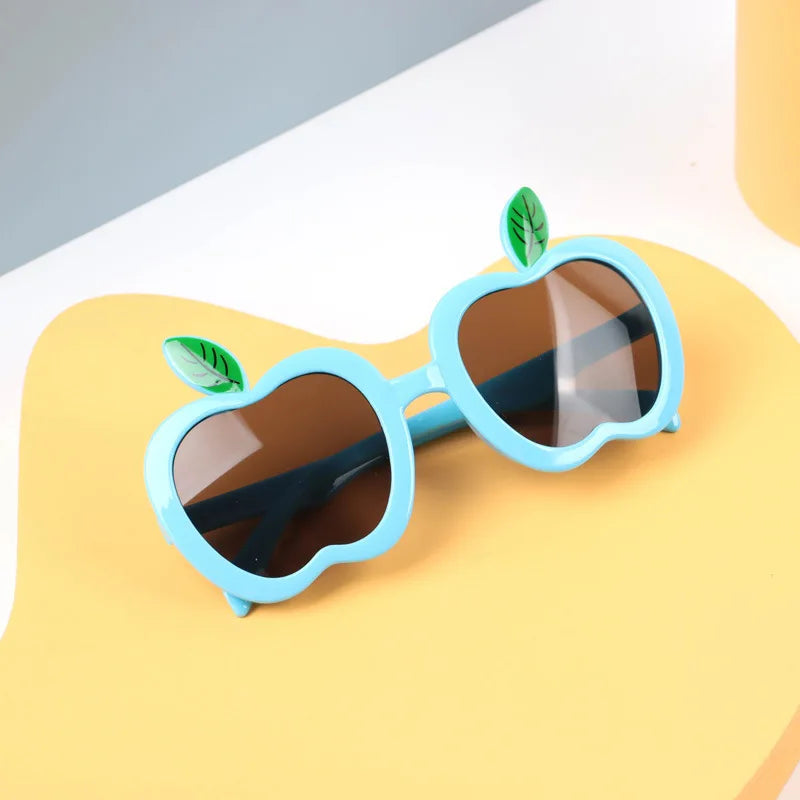 Lunette de soleil en forme de pomme pour bébé