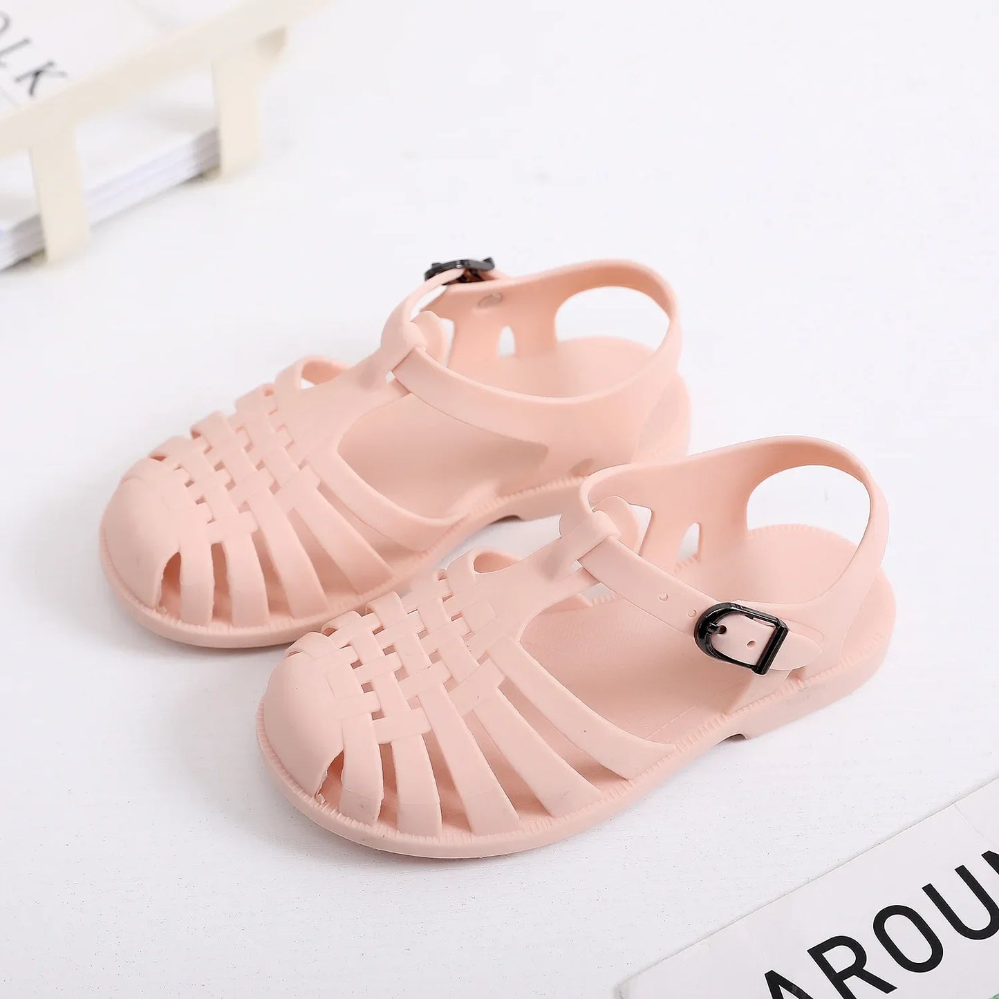 Sandales d’été en plastique pour bébé