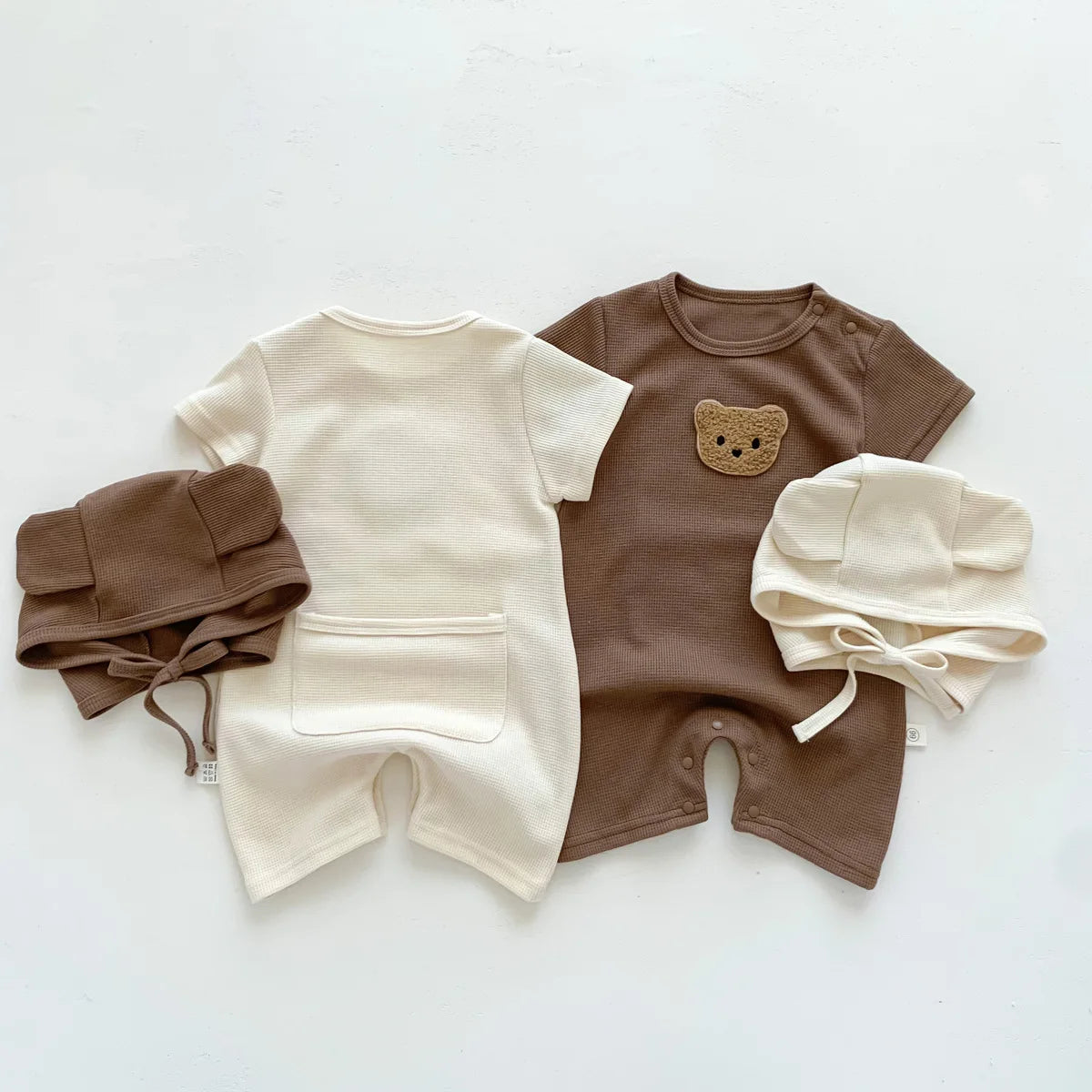 Barboteuse avec bonnet pour bébé