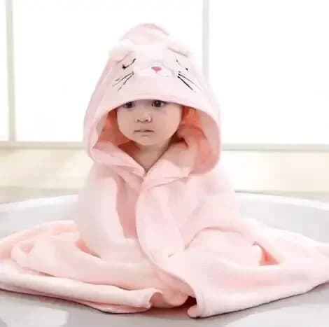 Peignoir à capuche pour bébés