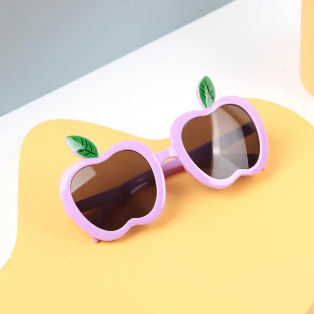 Lunette de soleil en forme de pomme pour bébé