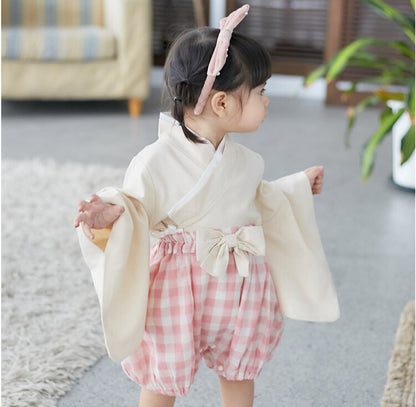 Kimono rétro beige et rose pour bébé avec haut à manches courtes