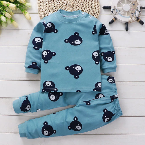 Pyjama avec petit ours brun