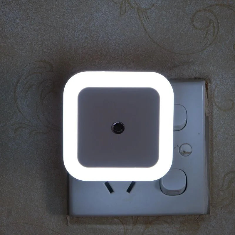 Mini lampe LED carrée avec capteur de lumière sans fil