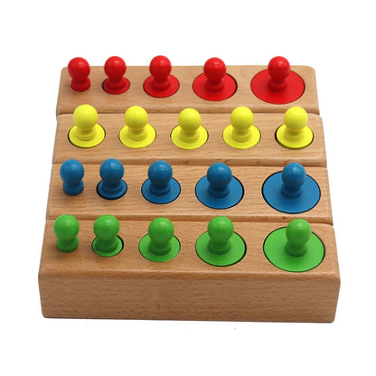 Jeux éducatifs montessori avec cylindres