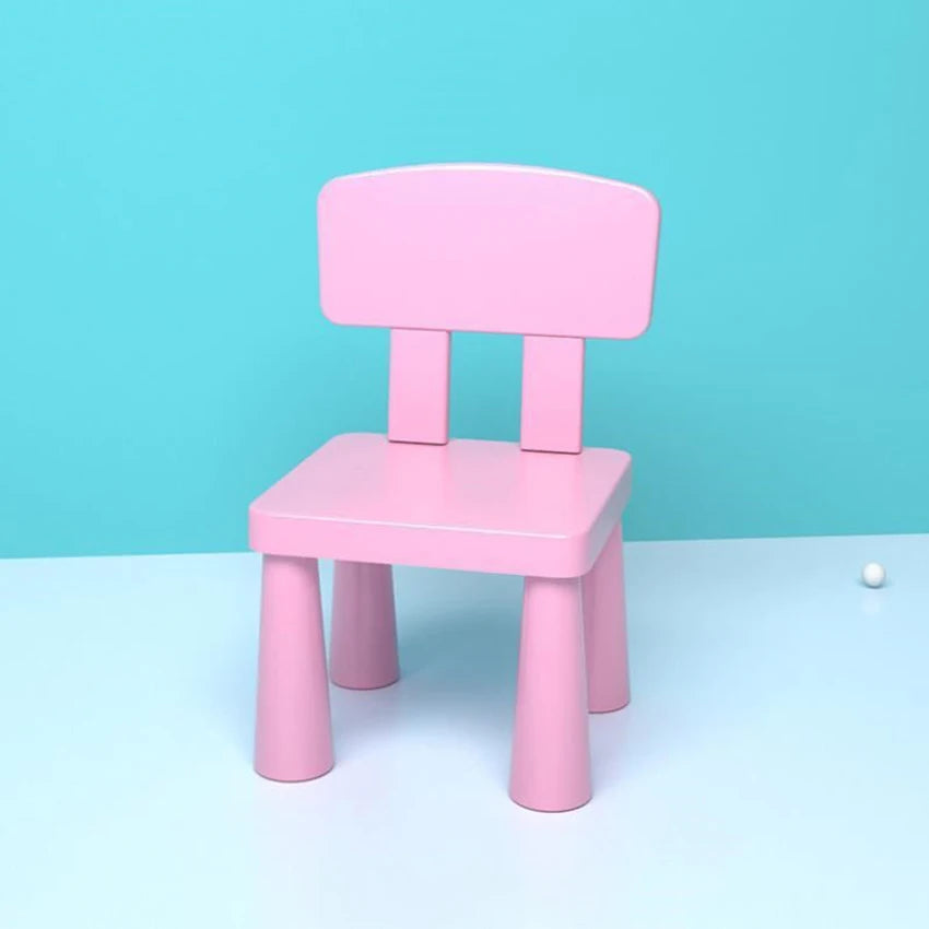 Petit tabouret de jeu pour enfant