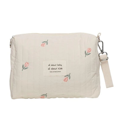 Sac à langer brodé et matelassé petit modèle pour bébé