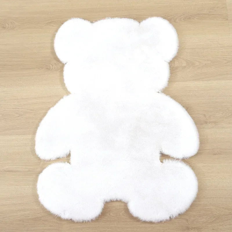 Tapis de sol en fourrure en forme d’ours pour bébé
