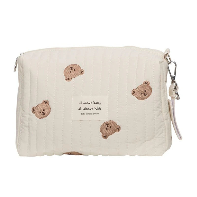 Sac à langer brodé et matelassé petit modèle pour bébé
