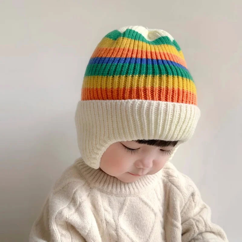 Bonnet tricoté coloré pour bébé