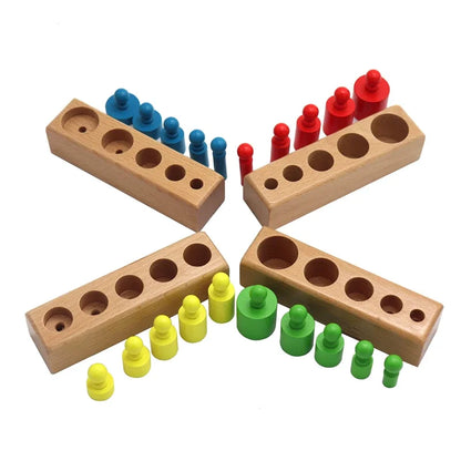 Jeux éducatifs montessori avec cylindres