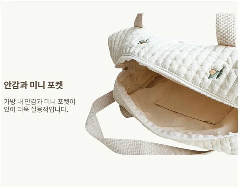 Sac à langer brodé et matelassé grand modèle pour bébé