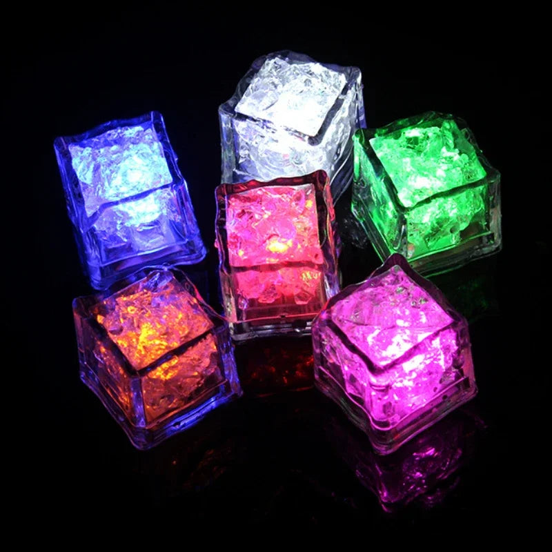 Lot de 6 ou 12 pièces de jouets de bain cubes lumineux