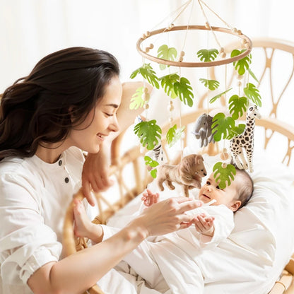 Jouets de lit suspendu avec cloche