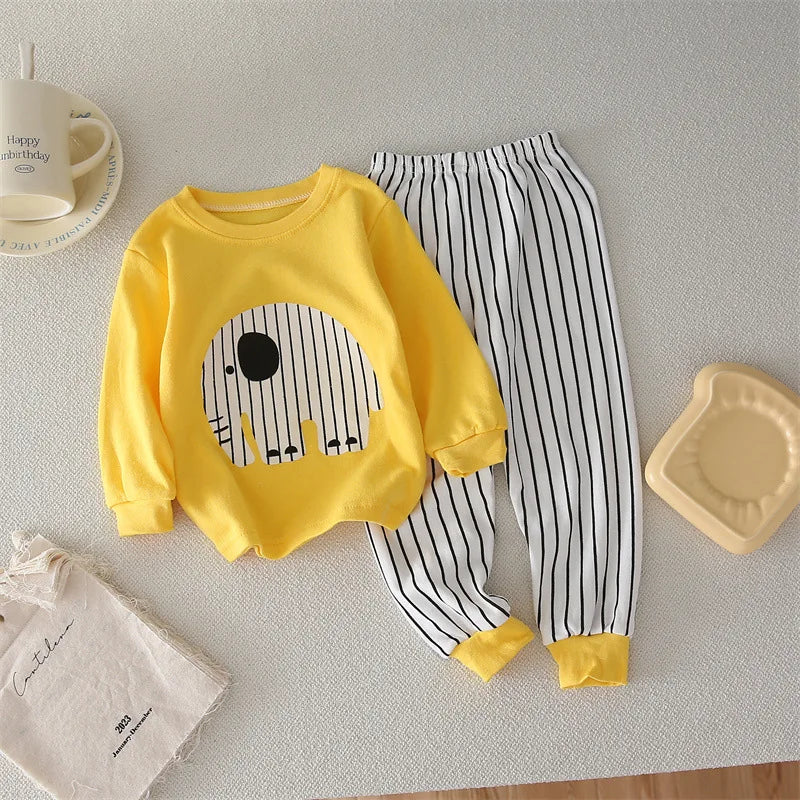 Pyjama rayé avec éléphant
