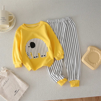 Pyjama rayé avec éléphant