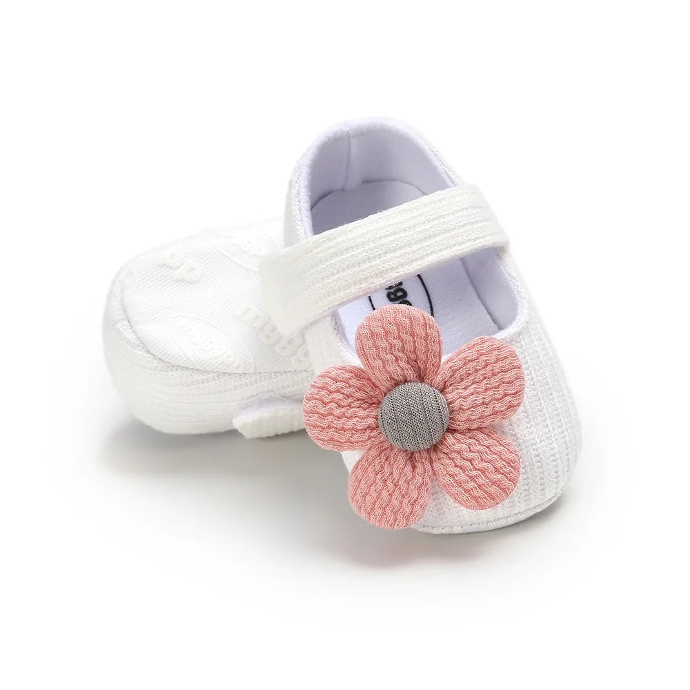 Chaussures en coton à motif de fleur pour nouveau-né
