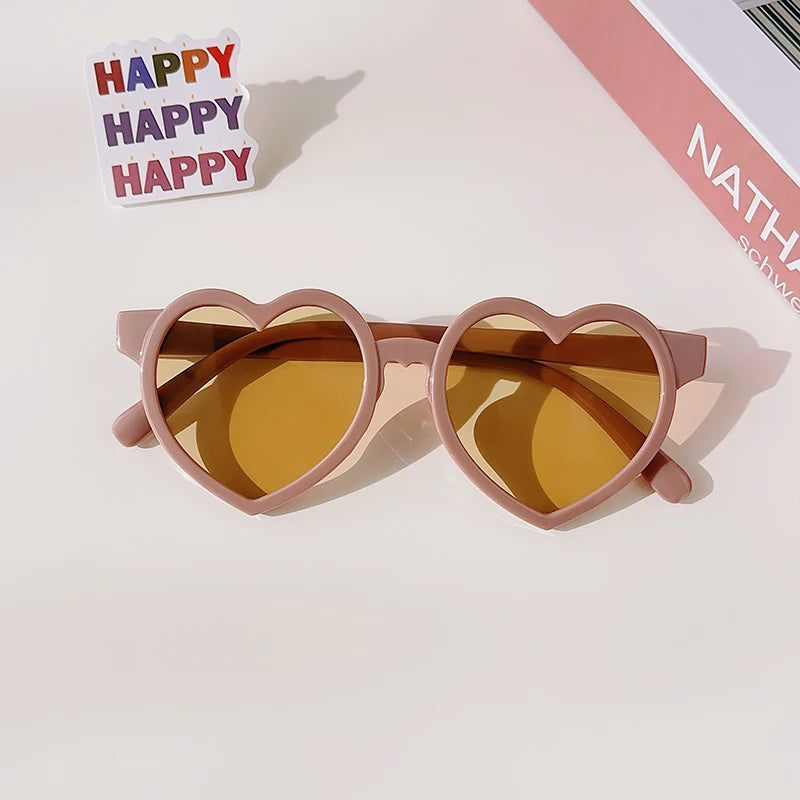 Lunette colorée avec un design en forme de coeur pour enfant