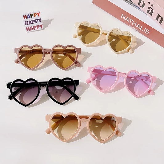 Lunette colorée avec un design en forme de coeur pour enfant