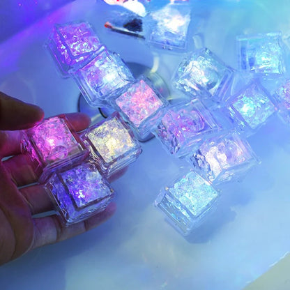 Lot de 6 ou 12 pièces de jouets de bain cubes lumineux