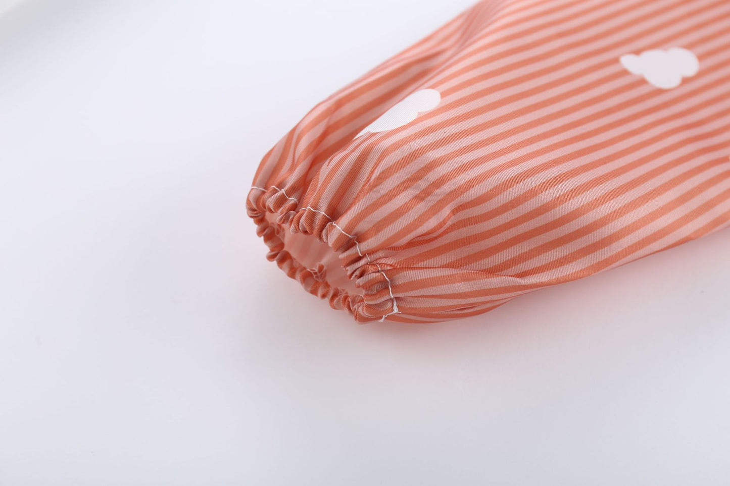 Mignon tablier imperméable pour bébé
