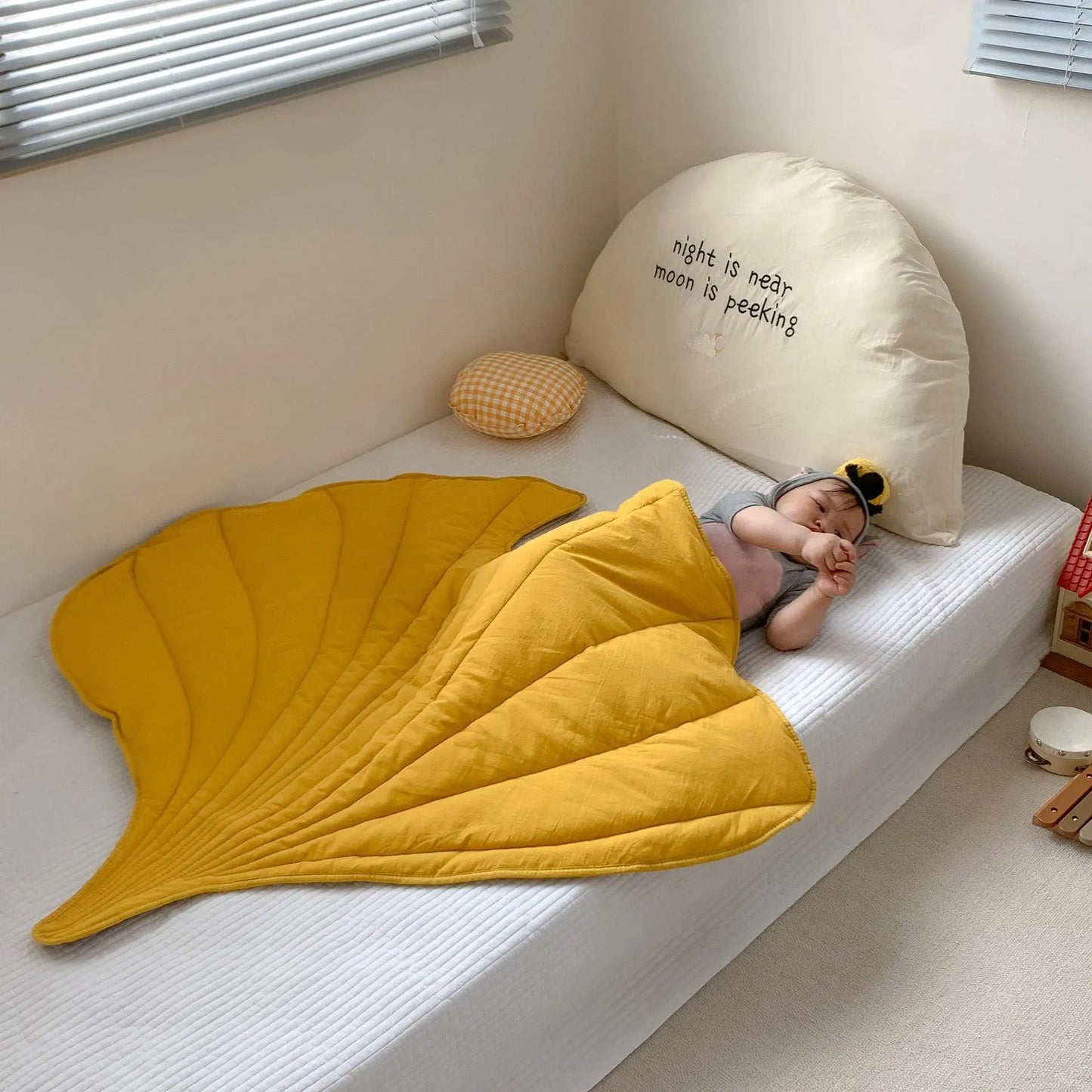 Tapis de sol en coton en forme de belle feuille pour bébé