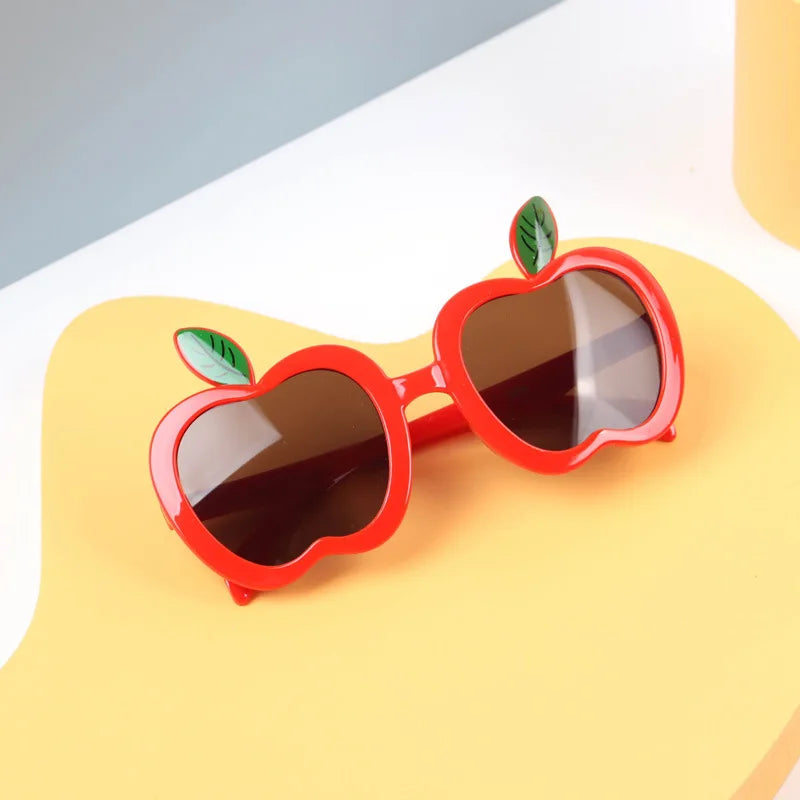 Lunette de soleil en forme de pomme pour bébé