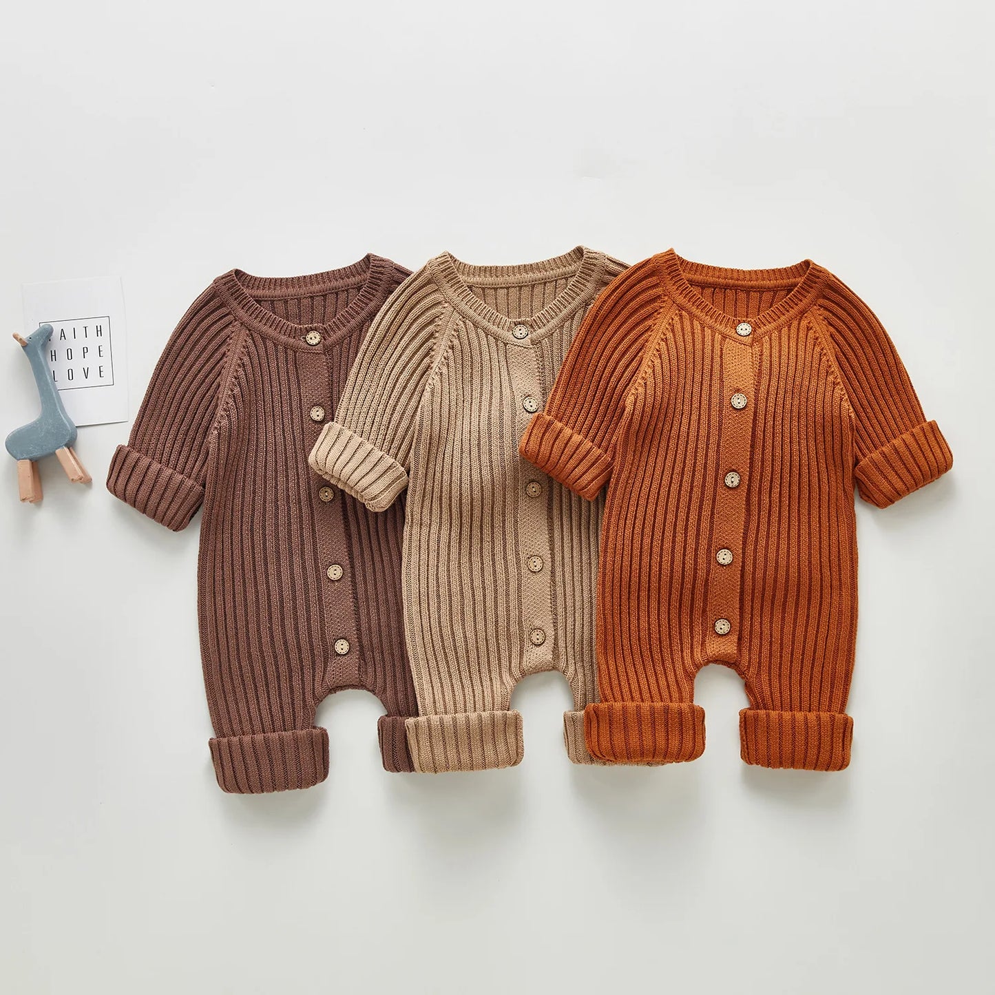 Barboteuse à manches longues tissu côtelé pour bébé