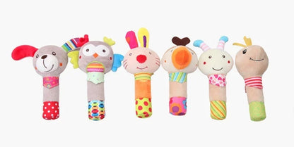 Hochet avec jouets en peluche