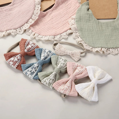 Bavoir mignon en coton pur