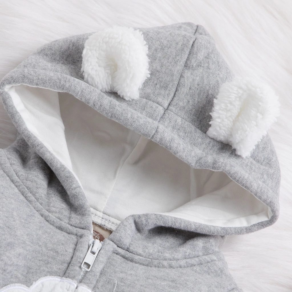 Grenouillère à capuche pour bébé