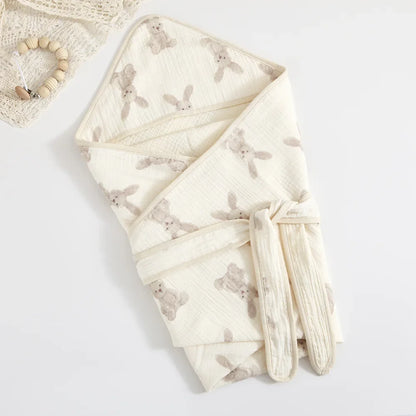 Cape de bain pour bébé beige avec cœurs