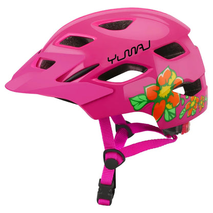 Casque de vélo avec des imprimés pour enfants