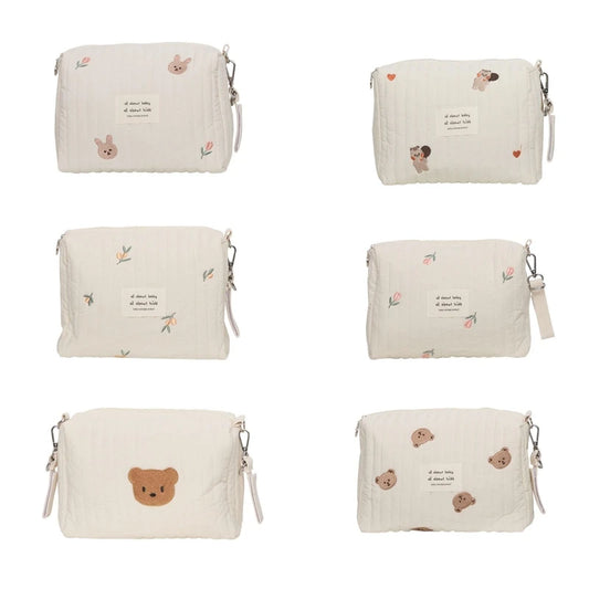 Sac à langer brodé et matelassé petit modèle pour bébé