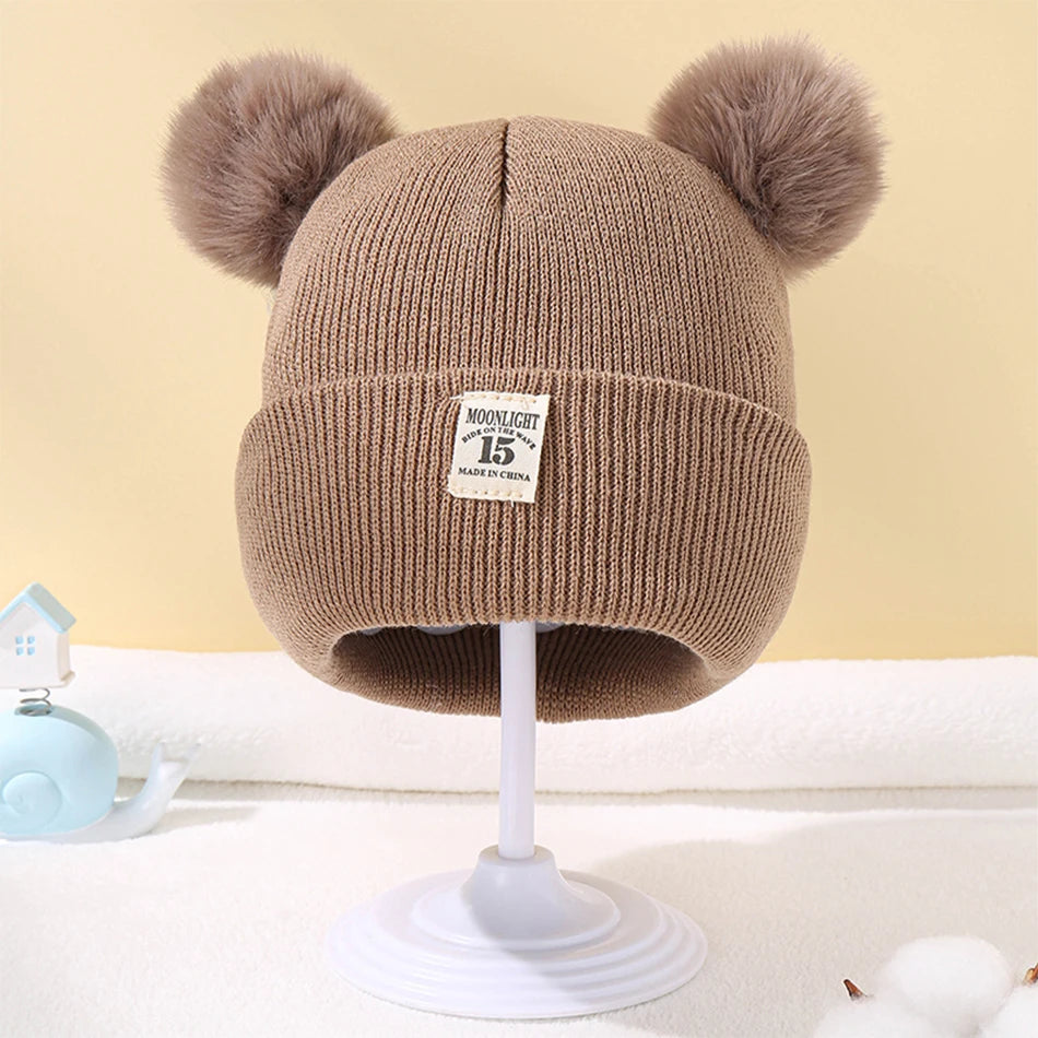 Bonnet bébé avec oreilles d'ours