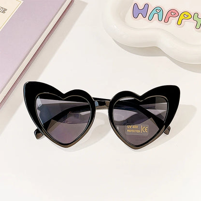 Lunette colorée avec un design en forme de coeur pour enfant