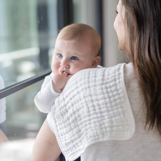 Bavoir bio pour rôt de bébé