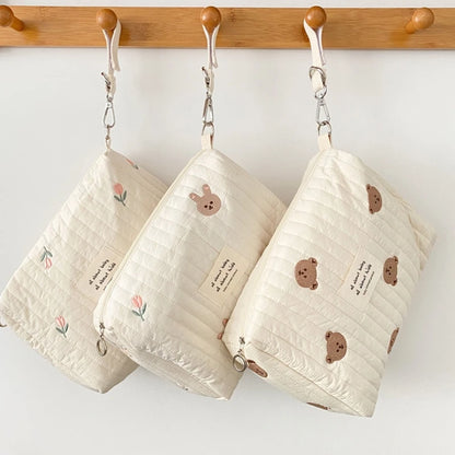Sac à langer brodé et matelassé petit modèle pour bébé