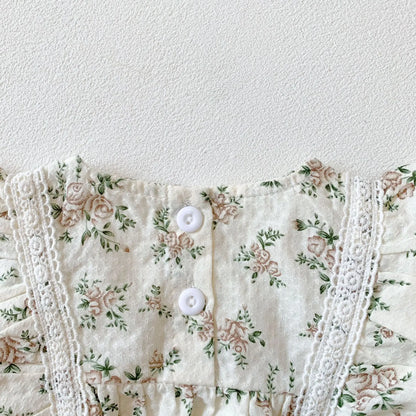 Ensemble barboteuse à manches longues et chapeau fleuri pour bébé
