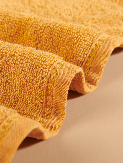 Serviette à capuche pour nouveau-né