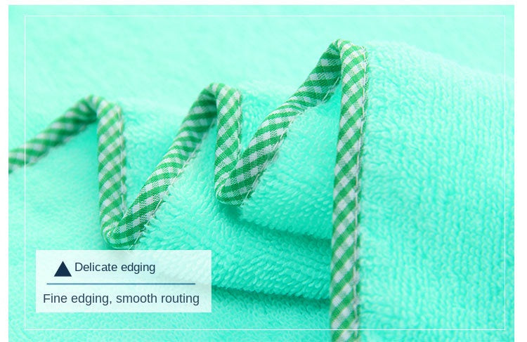 Serviette de bain pour nouveau-né