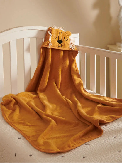 Serviette à capuche pour nouveau-né