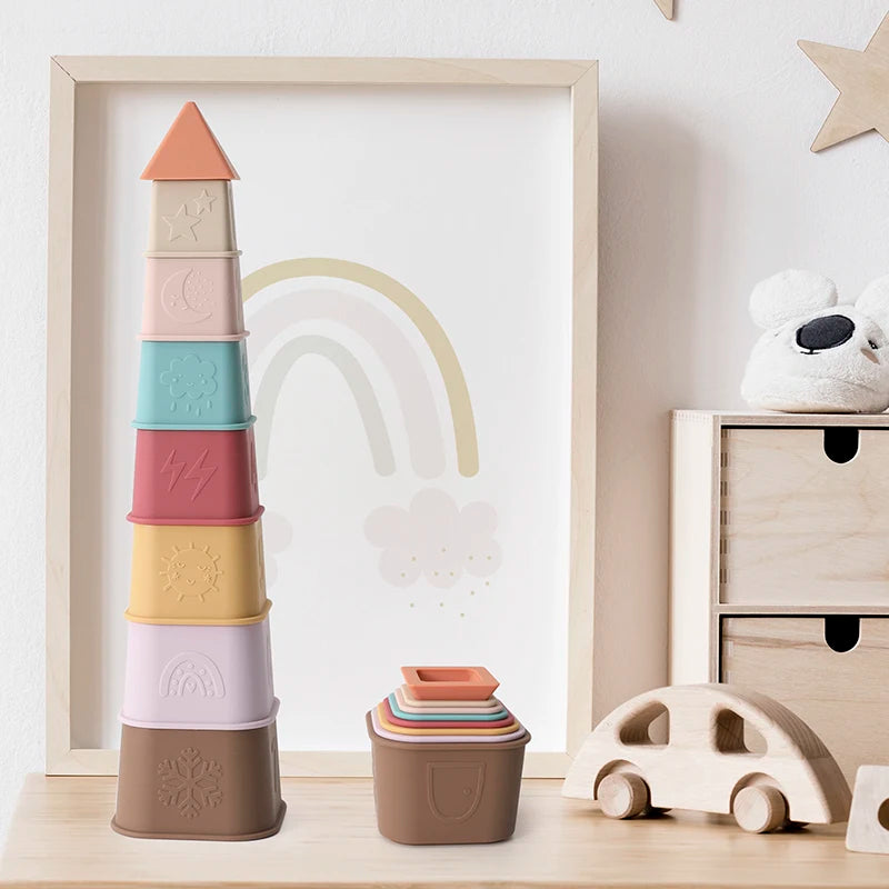 Collection de tasses empilables en silicone pour bébés